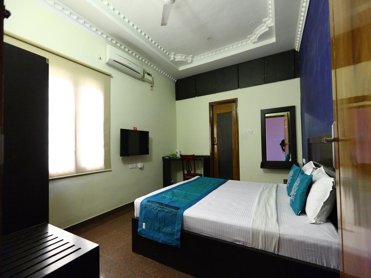 Bed and Breakfast Oyo 7355 Covinille Madurai Esterno foto