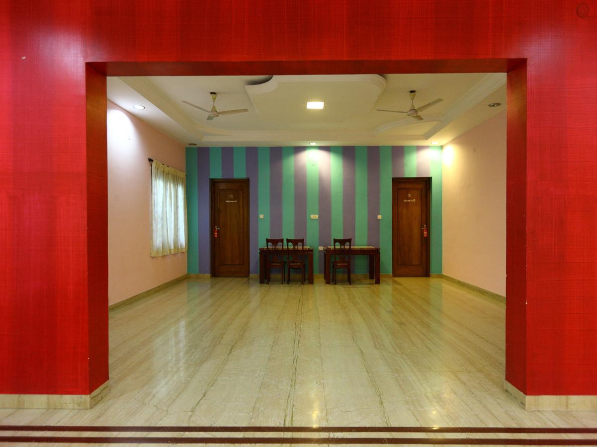 Bed and Breakfast Oyo 7355 Covinille Madurai Esterno foto