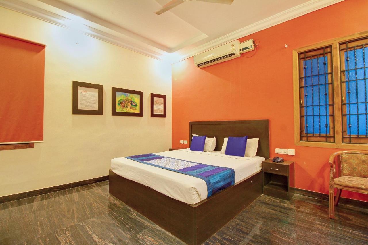 Bed and Breakfast Oyo 7355 Covinille Madurai Esterno foto